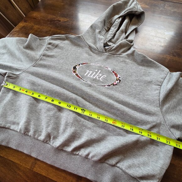 Nike Women's Floral Cropped Hoodie - Size M - Picture 8 of 10